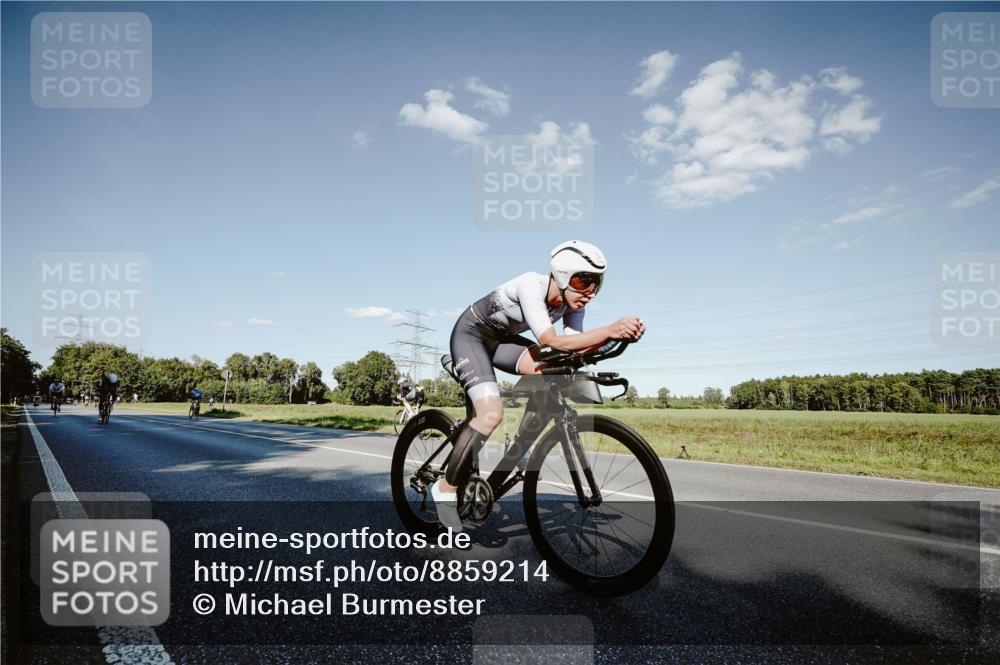 07.09.2025 - 19. Norderstedt Triathlon Michael Burmester http://msf.ph/oto/8859214 07.09.2025 15:45:13 Radfahren 939, 1071, 1470, 1546 meine-sportfotos.de