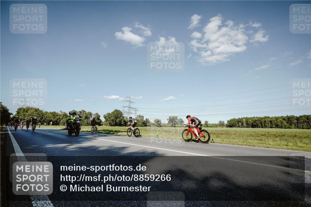 07.09.2025 - 19. Norderstedt Triathlon Michael Burmester http://msf.ph/oto/8859266 07.09.2025 15:45:32 Radfahren 455, 485, 552, 950, 1474, 1541 meine-sportfotos.de