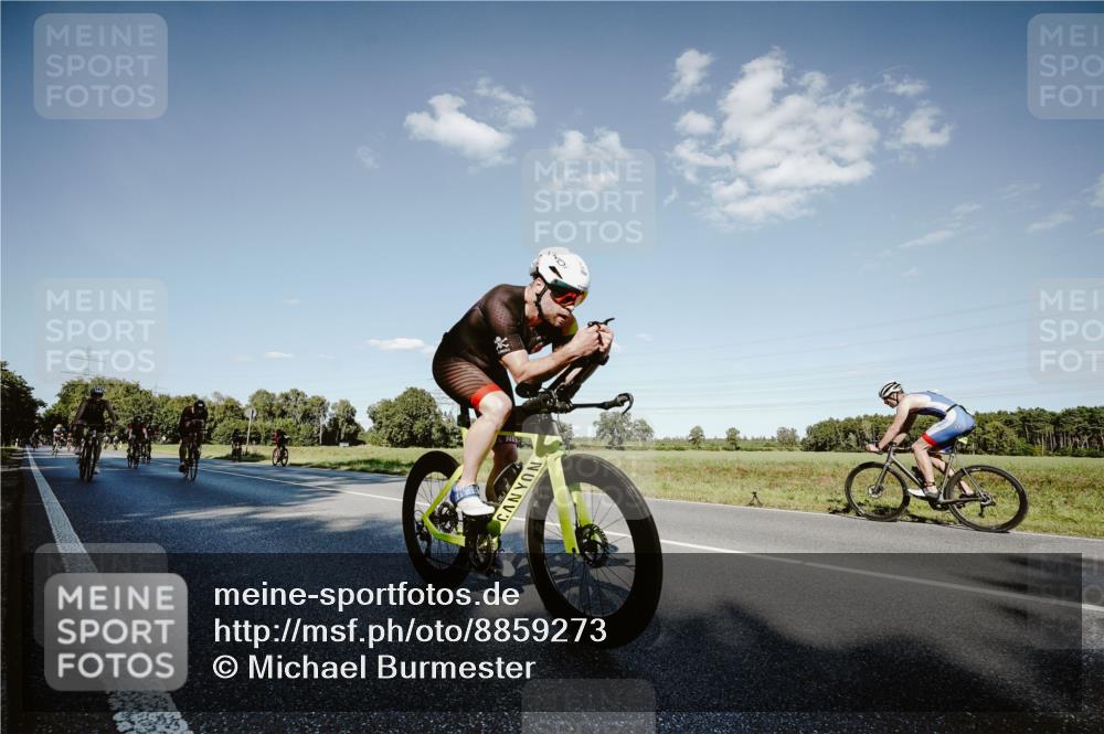 07.09.2025 - 19. Norderstedt Triathlon Michael Burmester http://msf.ph/oto/8859273 07.09.2025 15:45:34 Radfahren 485, 552, 916, 950, 1474, 1541 meine-sportfotos.de