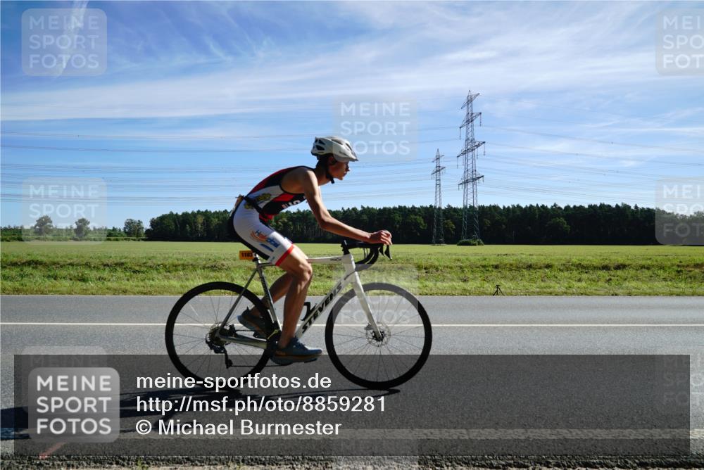 07.09.2025 - 19. Norderstedt Triathlon Michael Burmester http://msf.ph/oto/8859281 07.09.2025 11:37:20 Radfahren 1183, 1314 meine-sportfotos.de