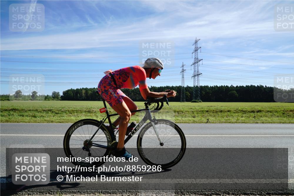 07.09.2025 - 19. Norderstedt Triathlon Michael Burmester http://msf.ph/oto/8859286 07.09.2025 11:37:21 Radfahren 1183, 1314 meine-sportfotos.de