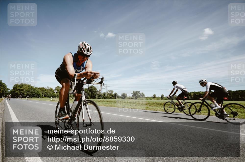 07.09.2025 - 19. Norderstedt Triathlon Michael Burmester http://msf.ph/oto/8859330 07.09.2025 12:43:14 Radfahren 161 meine-sportfotos.de