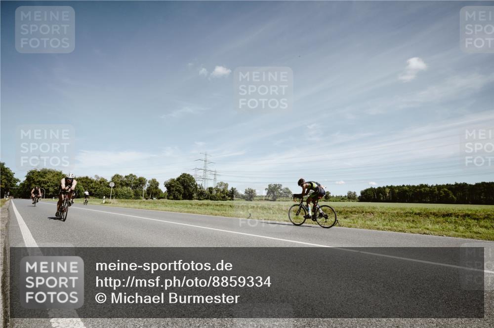 07.09.2025 - 19. Norderstedt Triathlon Michael Burmester http://msf.ph/oto/8859334 07.09.2025 12:43:18 Radfahren 159, 1391 meine-sportfotos.de