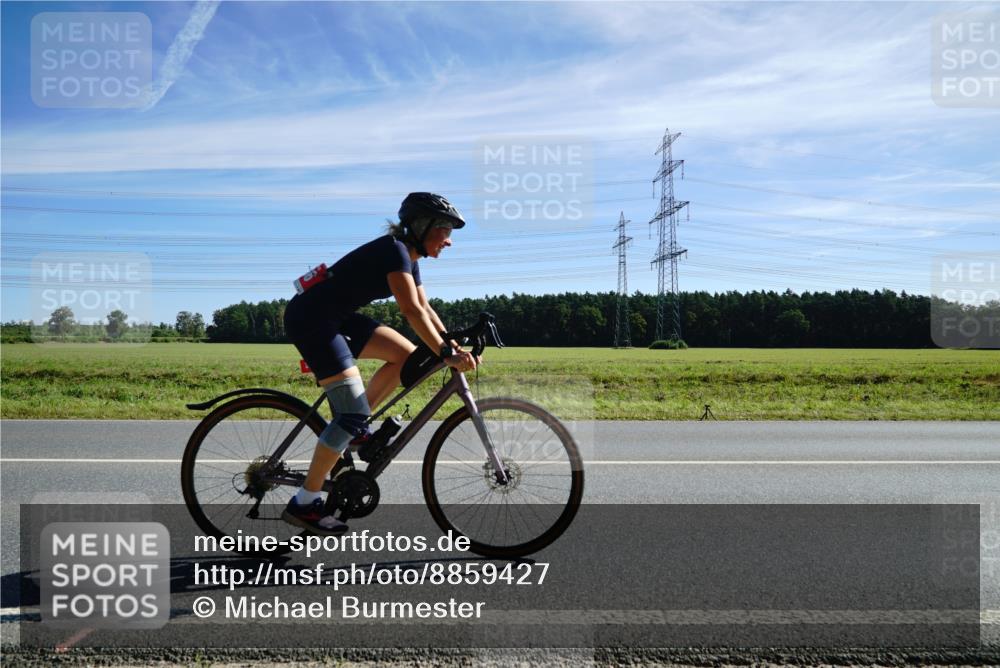 07.09.2025 - 19. Norderstedt Triathlon Michael Burmester http://msf.ph/oto/8859427 07.09.2025 11:38:53 Radfahren 286, 731 meine-sportfotos.de