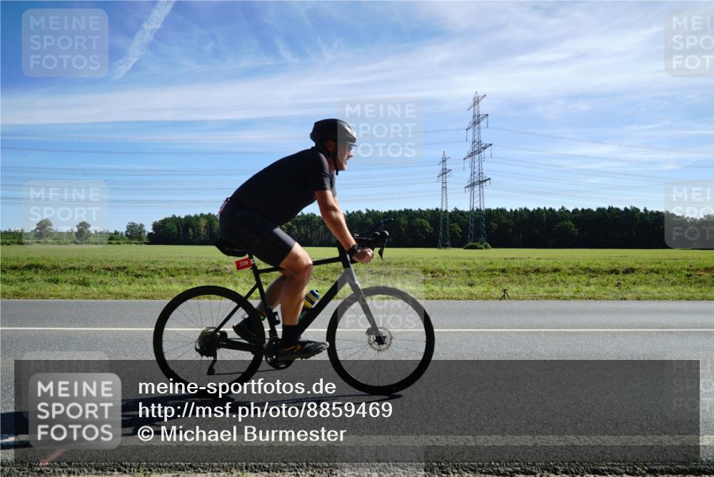 07.09.2025 - 19. Norderstedt Triathlon Michael Burmester http://msf.ph/oto/8859469 07.09.2025 11:39:19 Radfahren 729, 746, 778, 859 meine-sportfotos.de