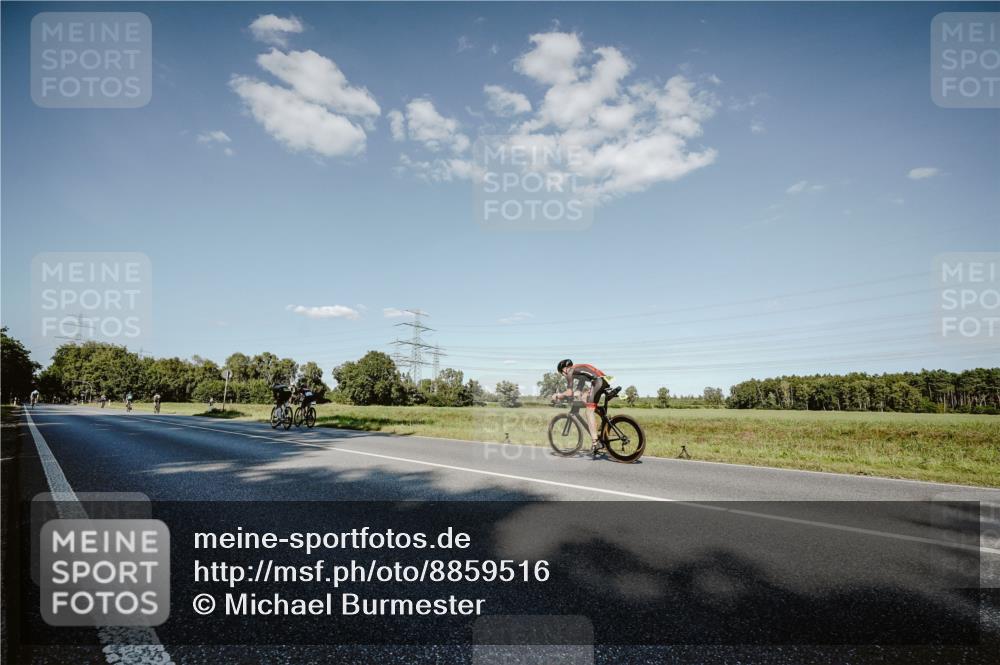 07.09.2025 - 19. Norderstedt Triathlon Michael Burmester http://msf.ph/oto/8859516 07.09.2025 15:47:01 Radfahren 943, 1080 meine-sportfotos.de