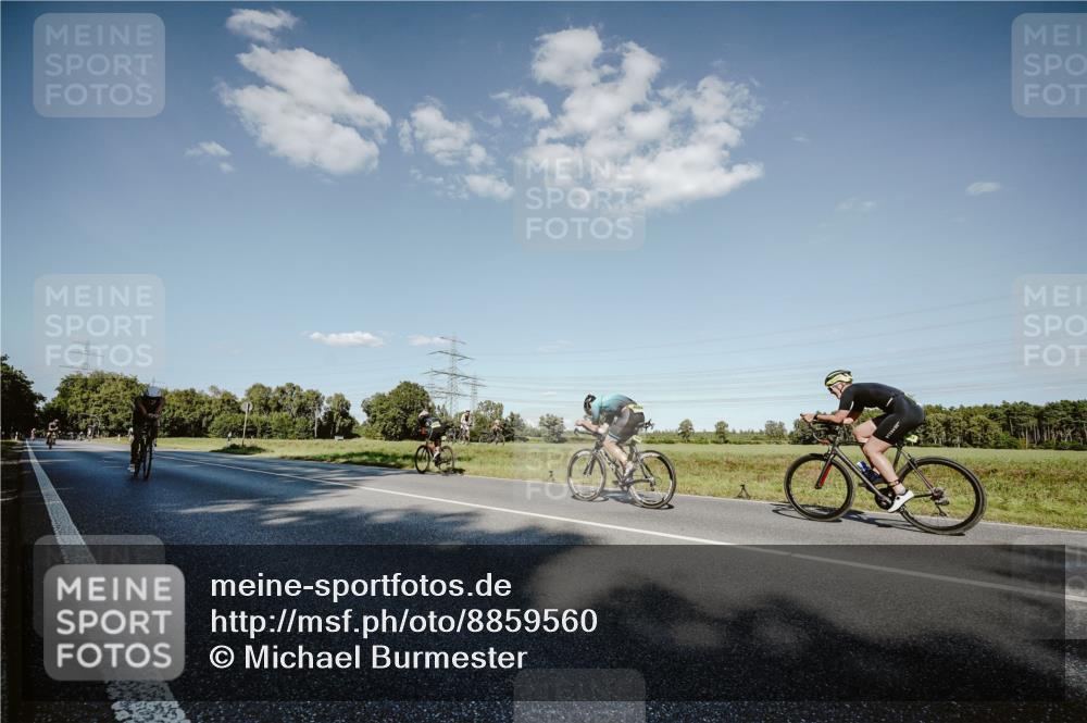 07.09.2025 - 19. Norderstedt Triathlon Michael Burmester http://msf.ph/oto/8859560 07.09.2025 15:47:19 Radfahren 1472, 1514 meine-sportfotos.de
