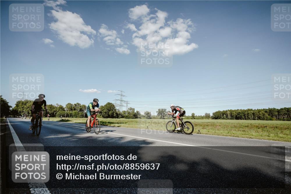 07.09.2025 - 19. Norderstedt Triathlon Michael Burmester http://msf.ph/oto/8859637 07.09.2025 15:47:45 Radfahren 532, 927, 941, 1419, 1544 meine-sportfotos.de