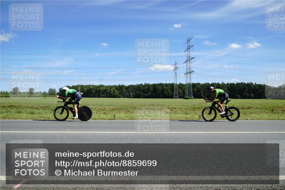 07.09.2025 - 19. Norderstedt Triathlon Michael Burmester http://msf.ph/oto/8859699 07.09.2025 13:42:28 Radfahren  meine-sportfotos.de
