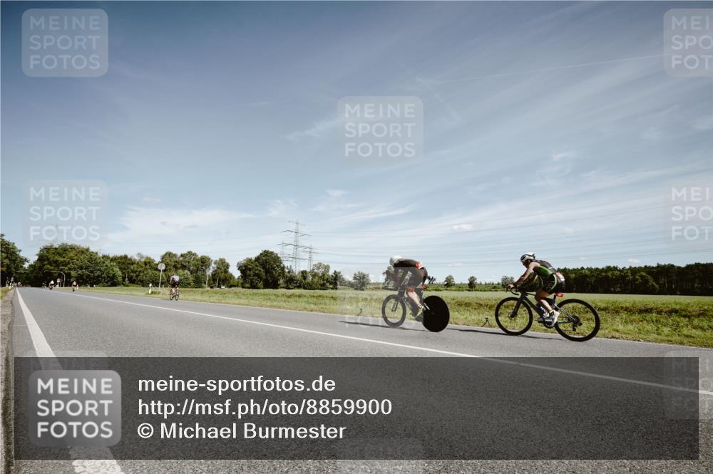 07.09.2025 - 19. Norderstedt Triathlon Michael Burmester http://msf.ph/oto/8859900 07.09.2025 12:49:19 Radfahren  meine-sportfotos.de