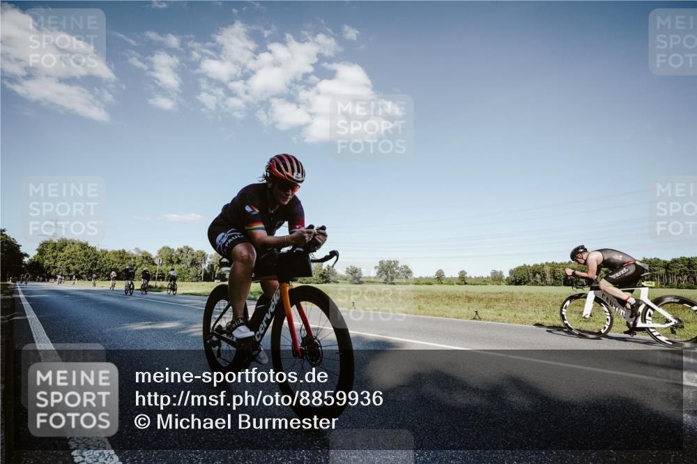 07.09.2025 - 19. Norderstedt Triathlon Michael Burmester http://msf.ph/oto/8859936 07.09.2025 15:49:45 Radfahren 501, 1047 meine-sportfotos.de