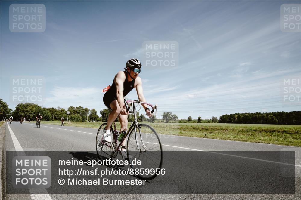 07.09.2025 - 19. Norderstedt Triathlon Michael Burmester http://msf.ph/oto/8859956 07.09.2025 12:50:02 Radfahren 712, 1373 meine-sportfotos.de