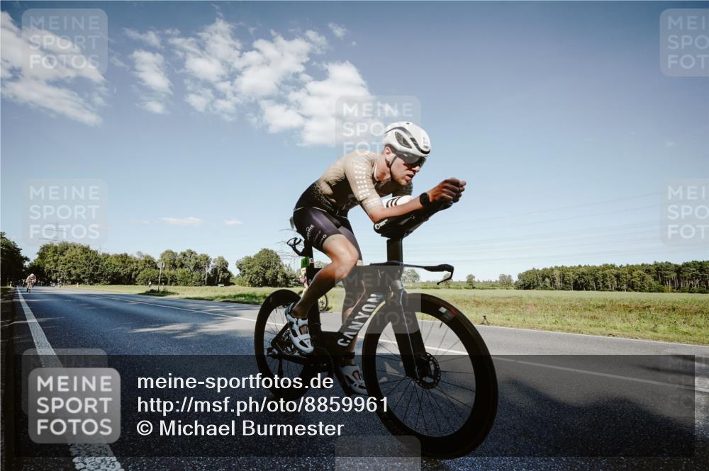 07.09.2025 - 19. Norderstedt Triathlon Michael Burmester http://msf.ph/oto/8859961 07.09.2025 15:50:02 Radfahren 498, 510, 537 meine-sportfotos.de