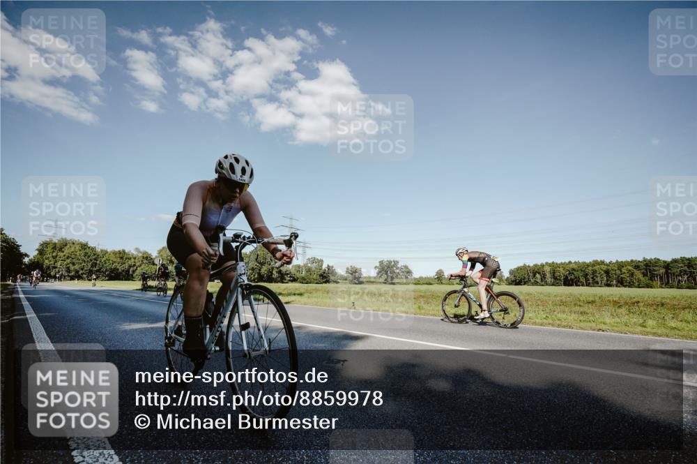 07.09.2025 - 19. Norderstedt Triathlon Michael Burmester http://msf.ph/oto/8859978 07.09.2025 15:50:06 Radfahren 1068, 1424 meine-sportfotos.de