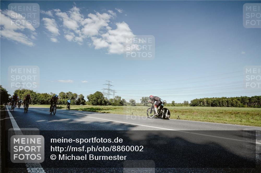 07.09.2025 - 19. Norderstedt Triathlon Michael Burmester http://msf.ph/oto/8860002 07.09.2025 15:50:14 Radfahren 893, 894, 1526, 1626 meine-sportfotos.de