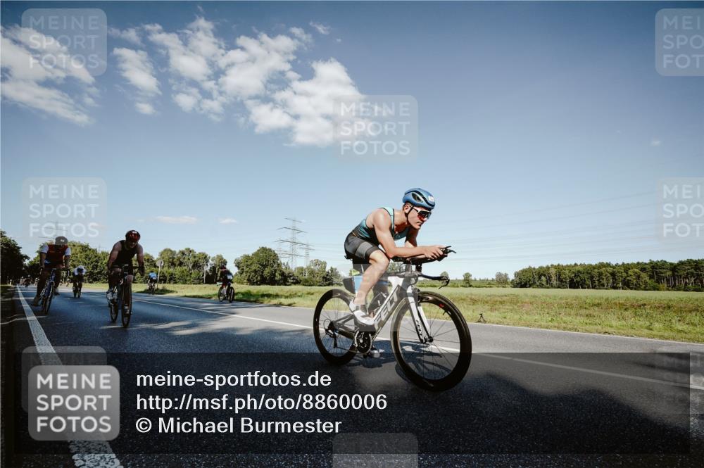 07.09.2025 - 19. Norderstedt Triathlon Michael Burmester http://msf.ph/oto/8860006 07.09.2025 15:50:15 Radfahren 893, 894, 1526, 1626 meine-sportfotos.de