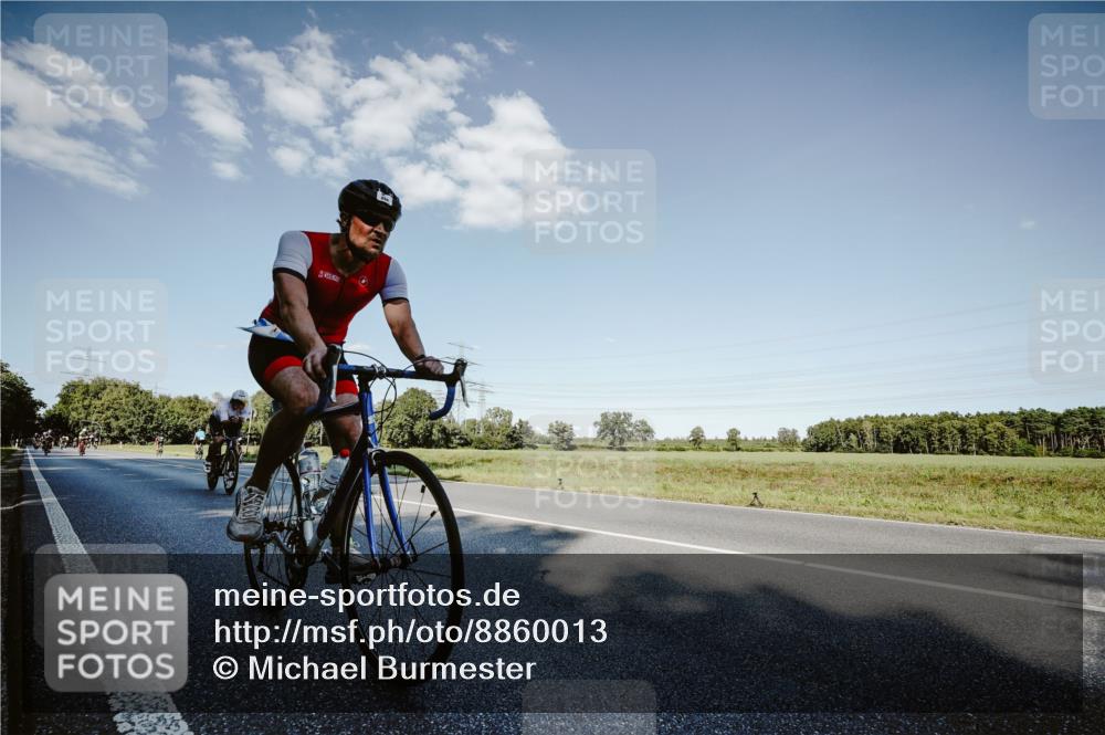07.09.2025 - 19. Norderstedt Triathlon Michael Burmester http://msf.ph/oto/8860013 07.09.2025 15:50:16 Radfahren 893, 894, 1526, 1626 meine-sportfotos.de