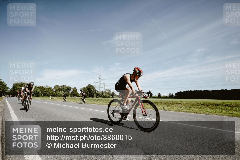 07.09.2025 - 19. Norderstedt Triathlon Michael Burmester http://msf.ph/oto/8860015 07.09.2025 12:50:38 Radfahren 205, 347, 759, 814, 1262 meine-sportfotos.de