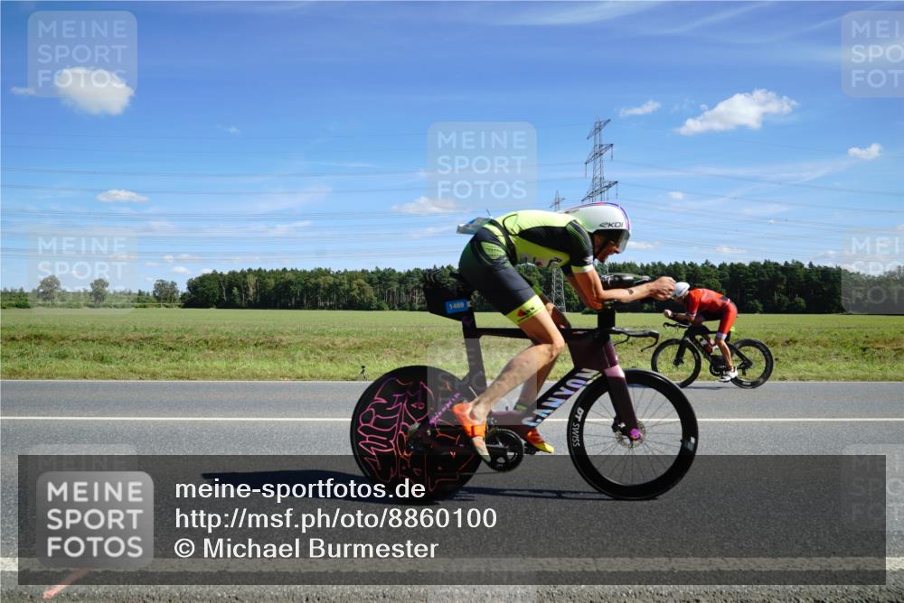 07.09.2025 - 19. Norderstedt Triathlon Michael Burmester http://msf.ph/oto/8860100 07.09.2025 13:47:25 Radfahren 1014, 1469 meine-sportfotos.de