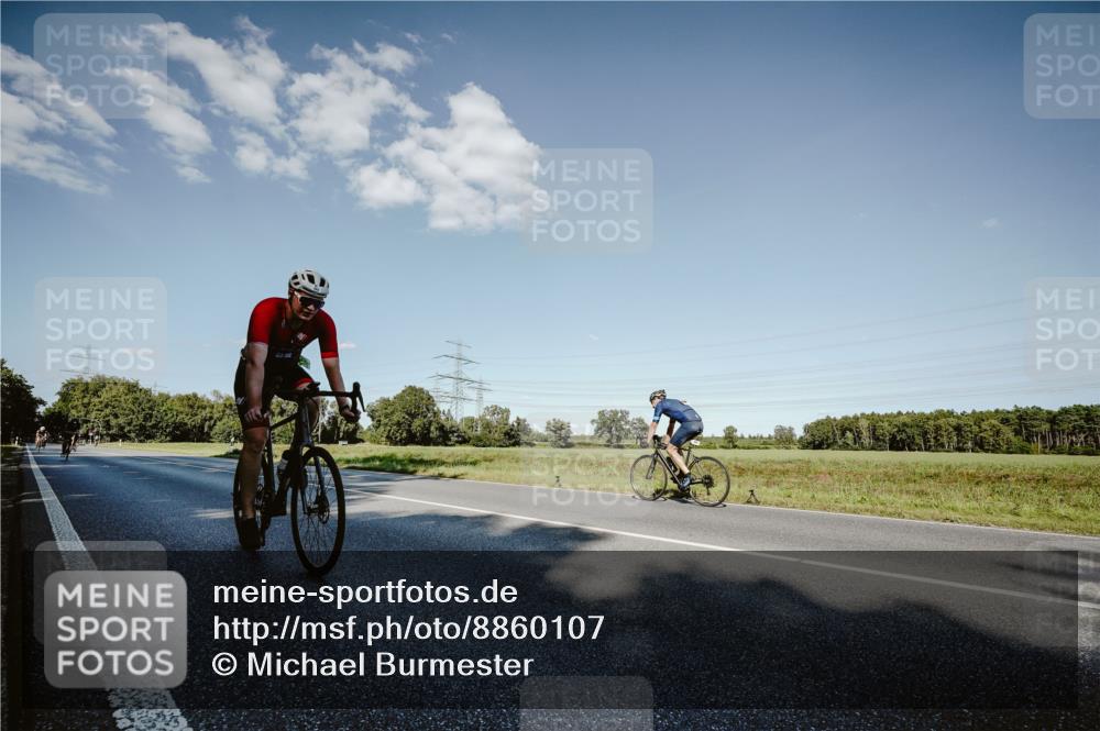 07.09.2025 - 19. Norderstedt Triathlon Michael Burmester http://msf.ph/oto/8860107 07.09.2025 15:50:46 Radfahren 466, 503, 539, 935, 1069 meine-sportfotos.de