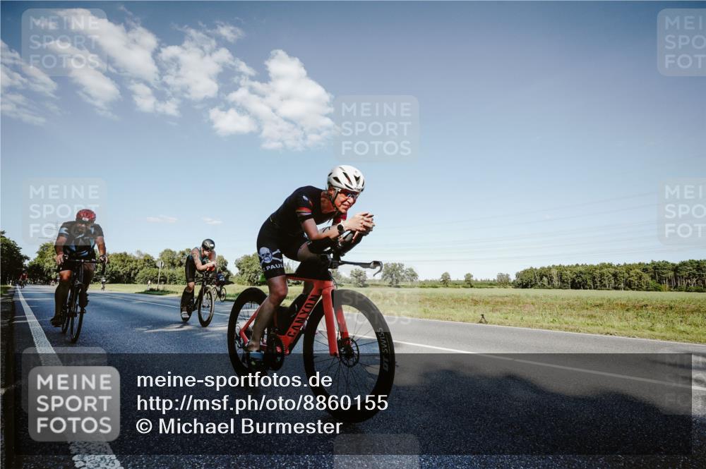 07.09.2025 - 19. Norderstedt Triathlon Michael Burmester http://msf.ph/oto/8860155 07.09.2025 15:51:08 Radfahren 409, 528, 1050, 1624 meine-sportfotos.de