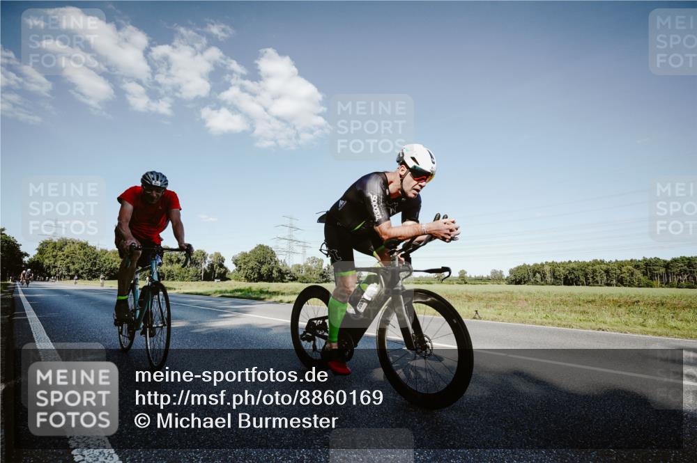 07.09.2025 - 19. Norderstedt Triathlon Michael Burmester http://msf.ph/oto/8860169 07.09.2025 15:51:15 Radfahren 1076, 1513, 1604 meine-sportfotos.de