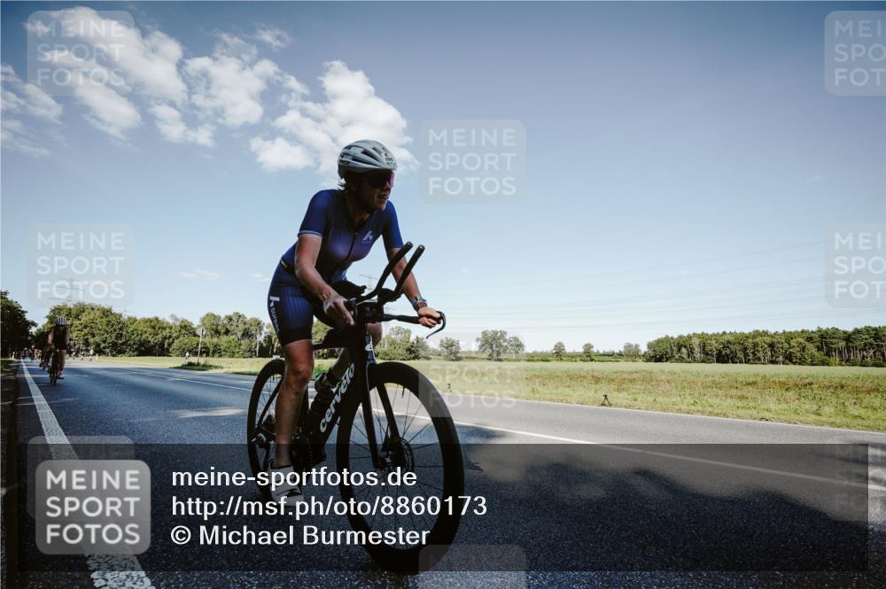 07.09.2025 - 19. Norderstedt Triathlon Michael Burmester http://msf.ph/oto/8860173 07.09.2025 15:51:19 Radfahren 940, 1076, 1606 meine-sportfotos.de