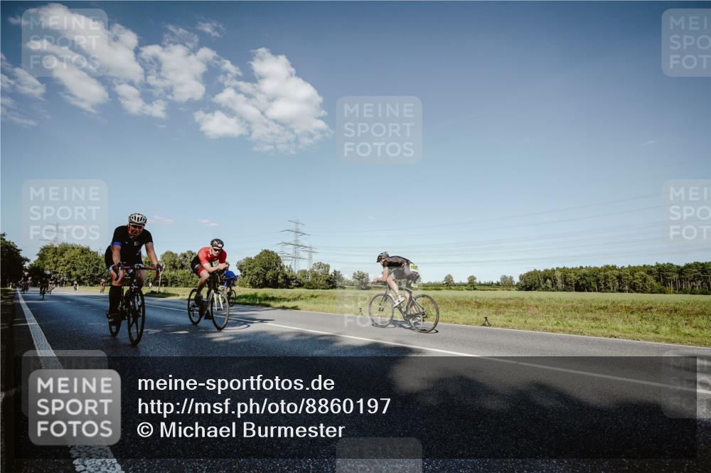 07.09.2025 - 19. Norderstedt Triathlon Michael Burmester http://msf.ph/oto/8860197 07.09.2025 15:51:26 Radfahren 523, 540, 1067, 1509, 1571 meine-sportfotos.de