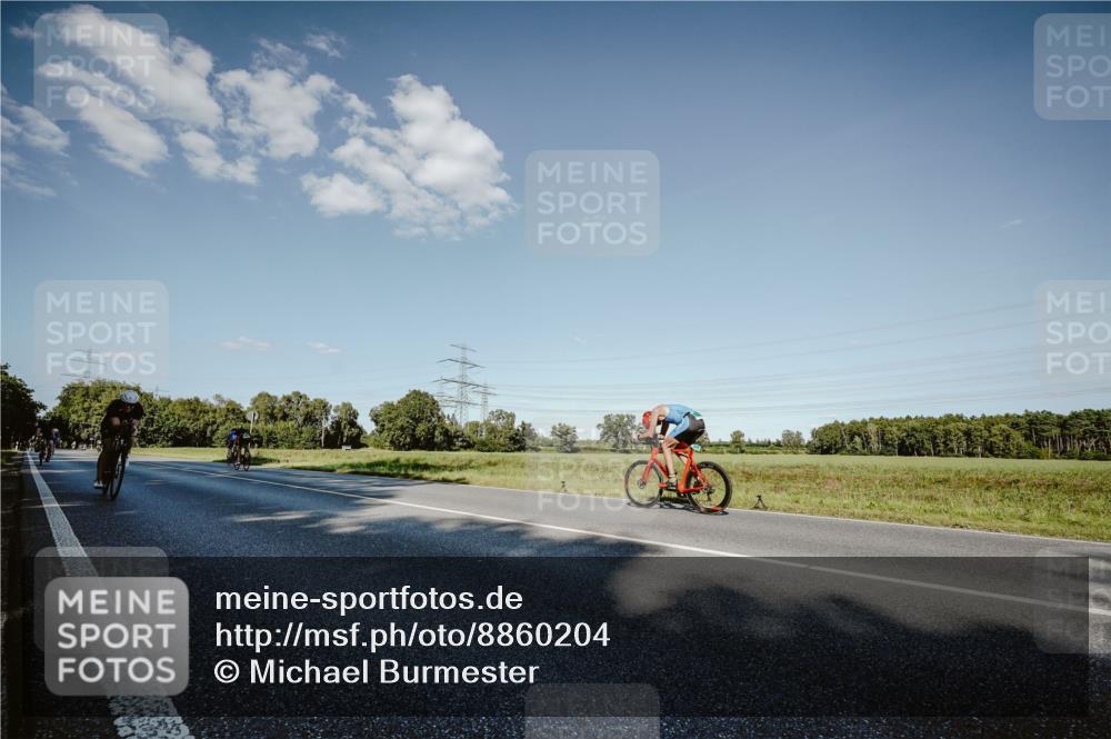 07.09.2025 - 19. Norderstedt Triathlon Michael Burmester http://msf.ph/oto/8860204 07.09.2025 15:51:27 Radfahren 540, 1067, 1418, 1509, 1571 meine-sportfotos.de