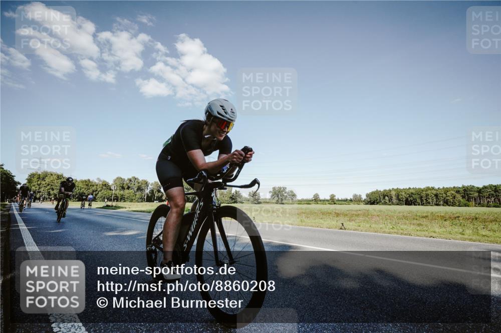 07.09.2025 - 19. Norderstedt Triathlon Michael Burmester http://msf.ph/oto/8860208 07.09.2025 15:51:28 Radfahren 540, 1067, 1418, 1454, 1509, 1571 meine-sportfotos.de
