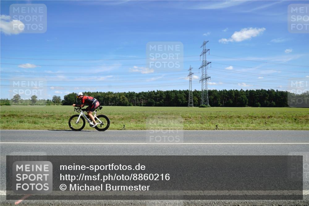 07.09.2025 - 19. Norderstedt Triathlon Michael Burmester http://msf.ph/oto/8860216 07.09.2025 13:48:36 Radfahren  meine-sportfotos.de