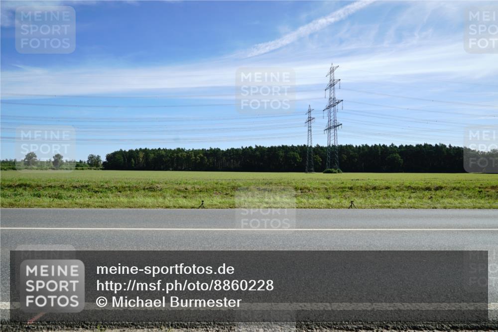 07.09.2025 - 19. Norderstedt Triathlon Michael Burmester http://msf.ph/oto/8860228 07.09.2025 11:47:41 Radfahren  meine-sportfotos.de