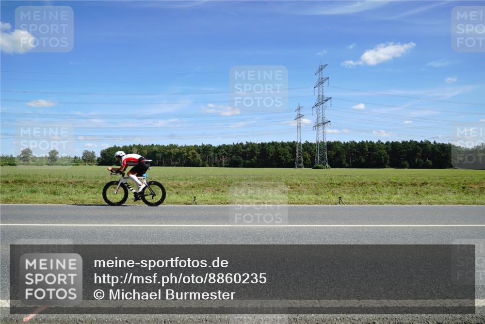 07.09.2025 - 19. Norderstedt Triathlon Michael Burmester http://msf.ph/oto/8860235 07.09.2025 13:48:44 Radfahren 999, 1003, 1007, 1438 meine-sportfotos.de