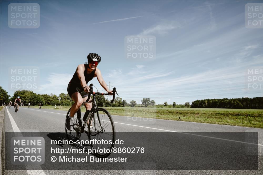 07.09.2025 - 19. Norderstedt Triathlon Michael Burmester http://msf.ph/oto/8860276 07.09.2025 12:53:28 Radfahren 224, 789, 1256 meine-sportfotos.de