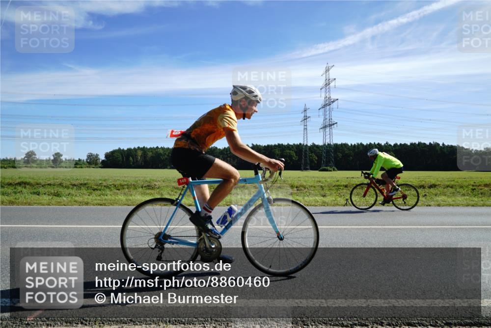 07.09.2025 - 19. Norderstedt Triathlon Michael Burmester http://msf.ph/oto/8860460 07.09.2025 11:50:41 Radfahren 149 meine-sportfotos.de