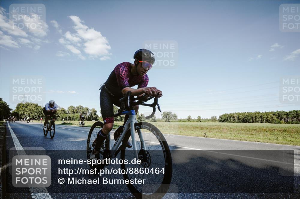 07.09.2025 - 19. Norderstedt Triathlon Michael Burmester http://msf.ph/oto/8860464 07.09.2025 15:52:58 Radfahren 1433, 1582, 1612 meine-sportfotos.de