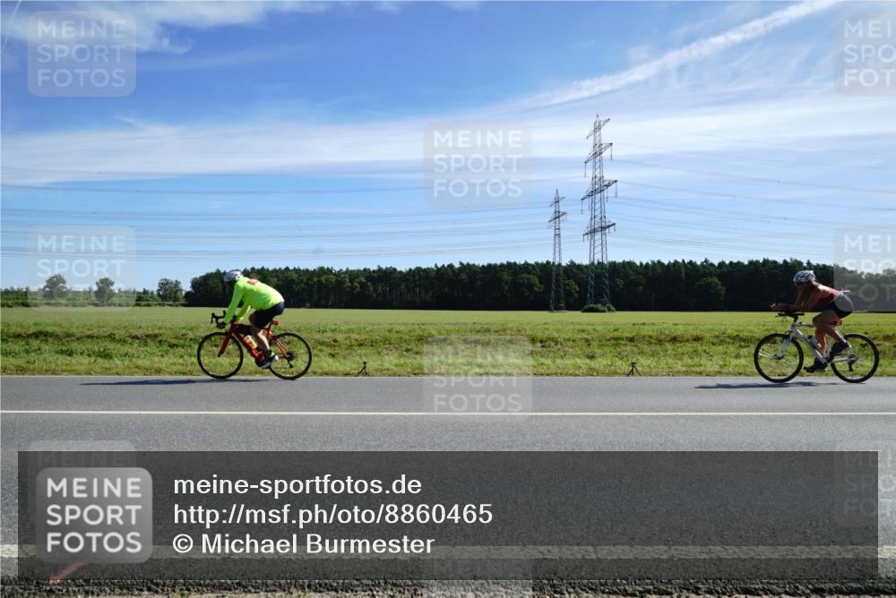 07.09.2025 - 19. Norderstedt Triathlon Michael Burmester http://msf.ph/oto/8860465 07.09.2025 11:50:42 Radfahren 149 meine-sportfotos.de