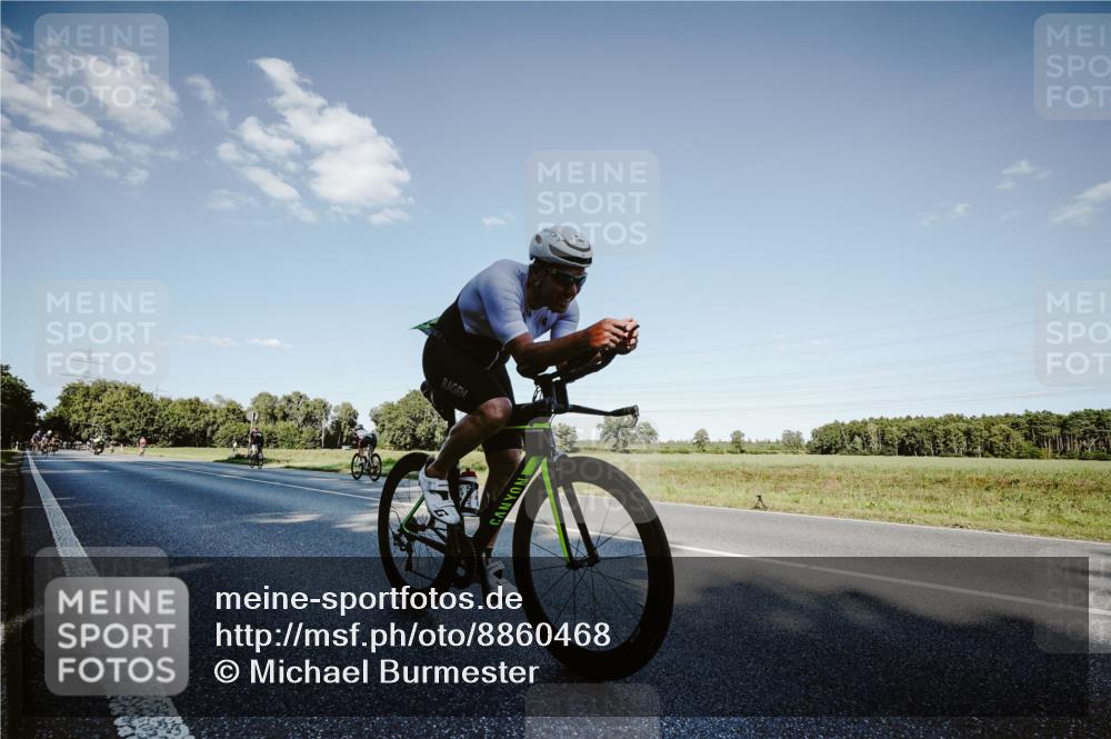 07.09.2025 - 19. Norderstedt Triathlon Michael Burmester http://msf.ph/oto/8860468 07.09.2025 15:52:58 Radfahren 1433, 1582, 1612 meine-sportfotos.de