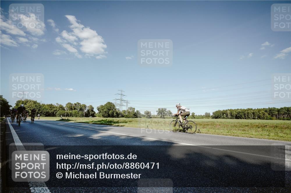07.09.2025 - 19. Norderstedt Triathlon Michael Burmester http://msf.ph/oto/8860471 07.09.2025 15:53:01 Radfahren 396, 1409, 1452, 1582, 1614 meine-sportfotos.de