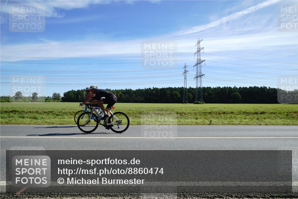 07.09.2025 - 19. Norderstedt Triathlon Michael Burmester http://msf.ph/oto/8860474 07.09.2025 11:50:44 Radfahren 149, 278 meine-sportfotos.de