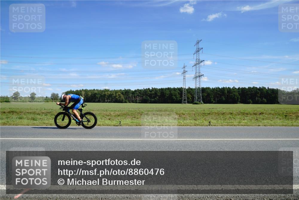 07.09.2025 - 19. Norderstedt Triathlon Michael Burmester http://msf.ph/oto/8860476 07.09.2025 13:51:34 Radfahren  meine-sportfotos.de