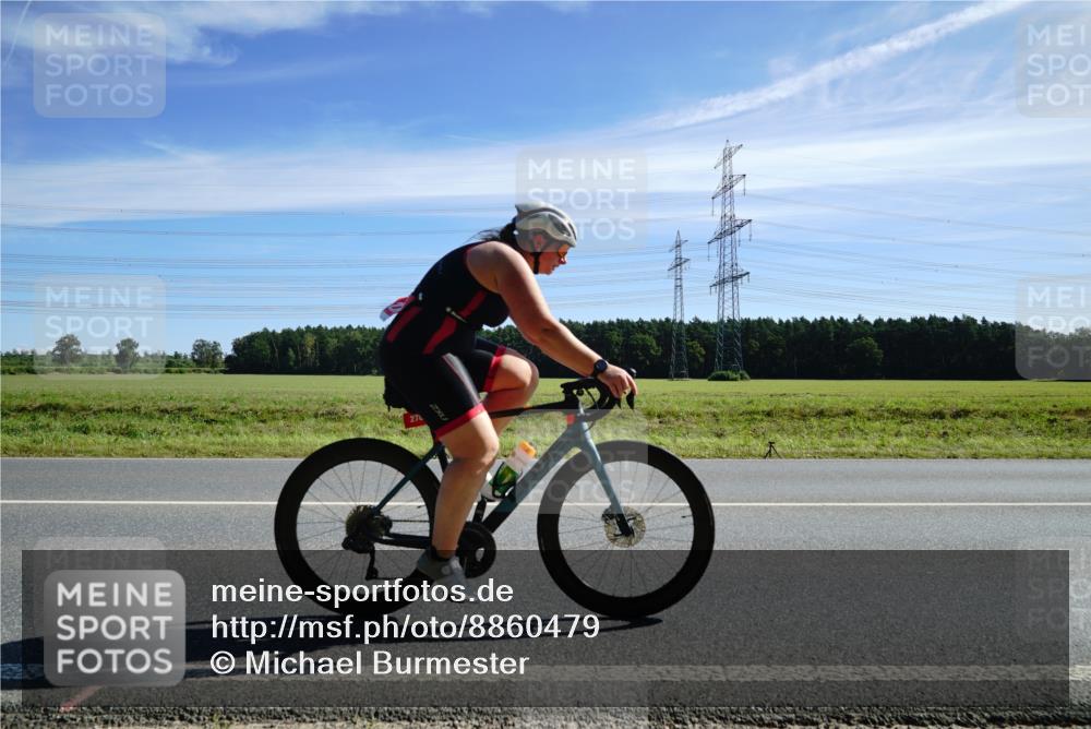 07.09.2025 - 19. Norderstedt Triathlon Michael Burmester http://msf.ph/oto/8860479 07.09.2025 11:50:47 Radfahren 278 meine-sportfotos.de