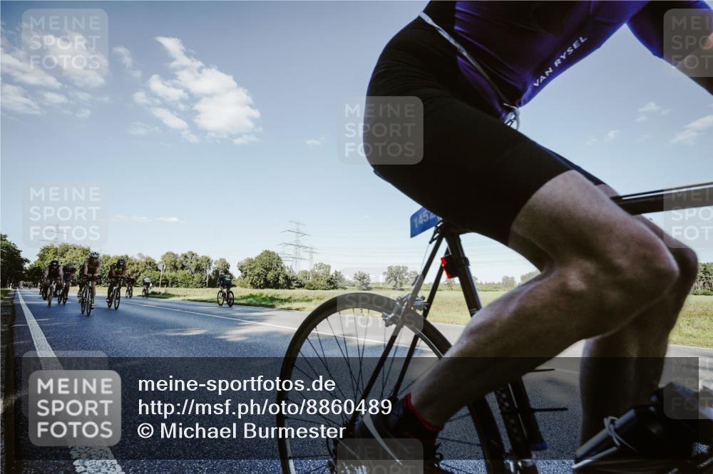 07.09.2025 - 19. Norderstedt Triathlon Michael Burmester http://msf.ph/oto/8860489 07.09.2025 15:53:04 Radfahren 396, 870, 929, 1063, 1095, 1409, 1435, 1452, 1614 meine-sportfotos.de