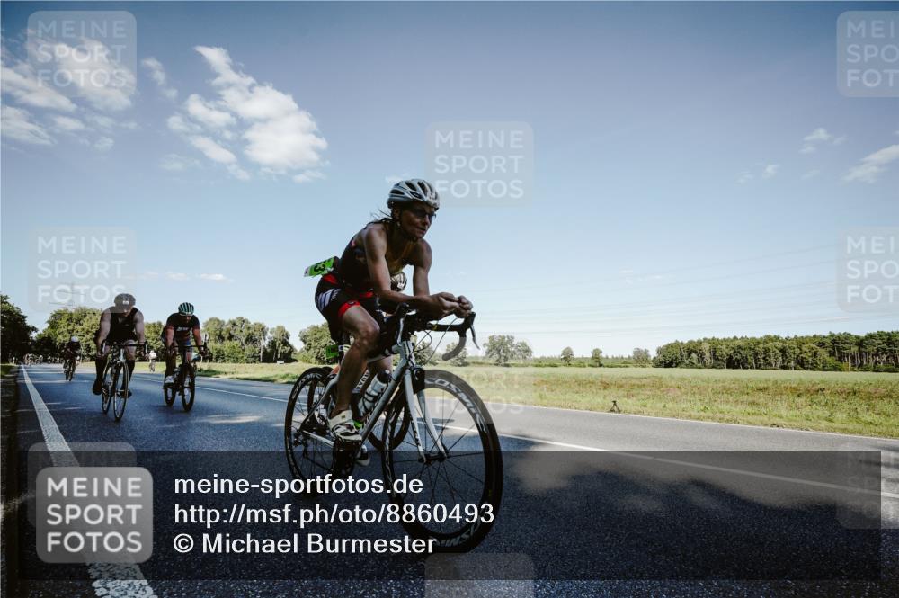 07.09.2025 - 19. Norderstedt Triathlon Michael Burmester http://msf.ph/oto/8860493 07.09.2025 15:53:05 Radfahren 396, 870, 929, 1063, 1095, 1409, 1435, 1452, 1614 meine-sportfotos.de