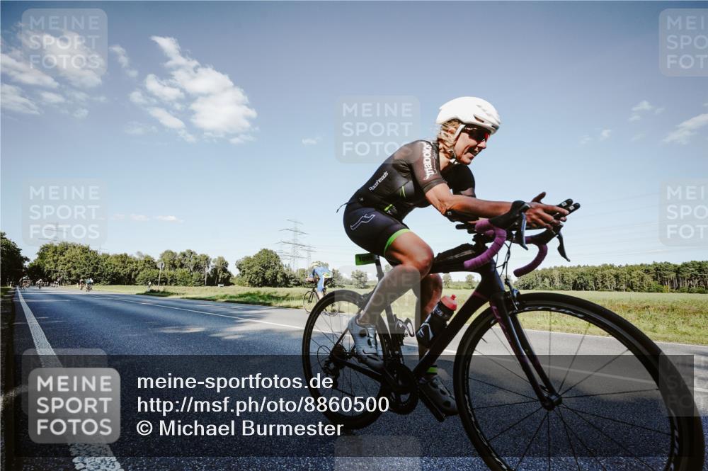 07.09.2025 - 19. Norderstedt Triathlon Michael Burmester http://msf.ph/oto/8860500 07.09.2025 15:53:07 Radfahren 870, 929, 1063, 1095, 1435, 1452 meine-sportfotos.de