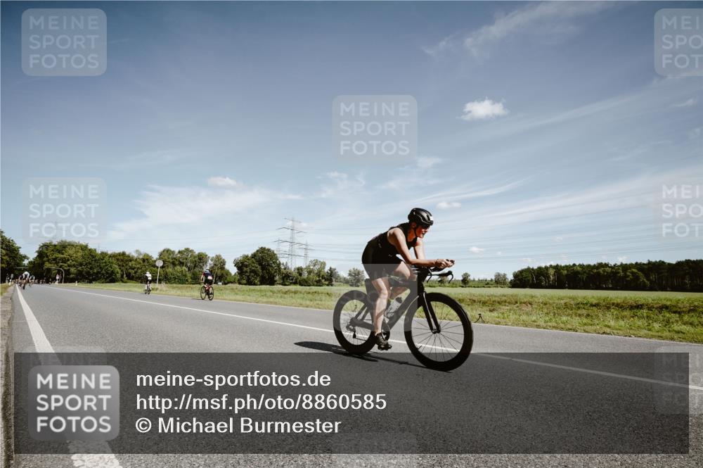 07.09.2025 - 19. Norderstedt Triathlon Michael Burmester http://msf.ph/oto/8860585 07.09.2025 12:57:25 Radfahren 161, 351 meine-sportfotos.de
