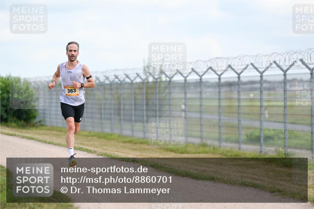 14.09.2025 - Airport Race Dr. Thomas Lammeyer http://msf.ph/oto/8860701 14.09.2025 11:48:42 Laufen 363 meine-sportfotos.de