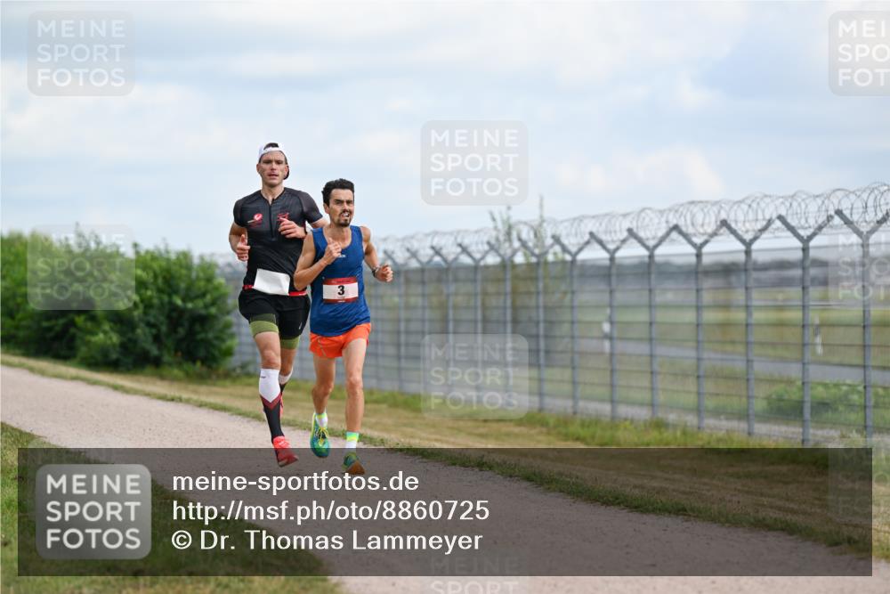 14.09.2025 - Airport Race Dr. Thomas Lammeyer http://msf.ph/oto/8860725 14.09.2025 11:49:27 Laufen 3 meine-sportfotos.de