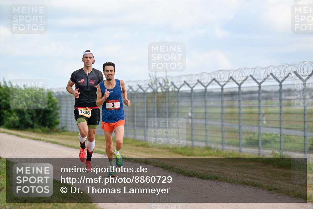 14.09.2025 - Airport Race Dr. Thomas Lammeyer http://msf.ph/oto/8860729 14.09.2025 11:49:27 Laufen 1246, 3 meine-sportfotos.de