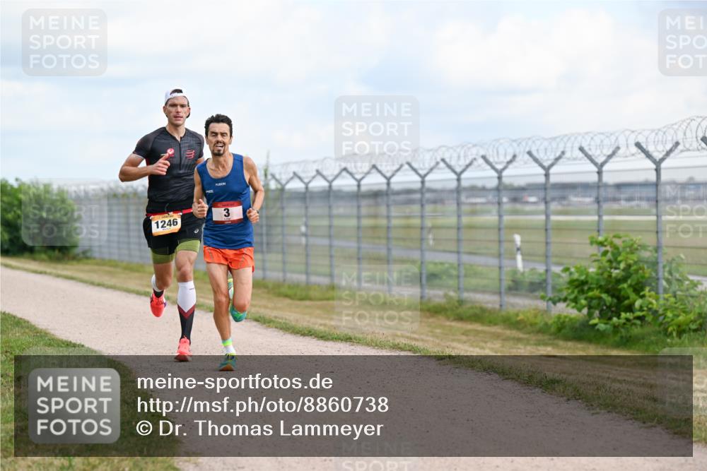 14.09.2025 - Airport Race Dr. Thomas Lammeyer http://msf.ph/oto/8860738 14.09.2025 11:49:29 Laufen 1246 meine-sportfotos.de